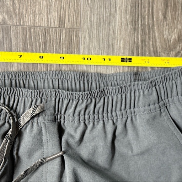 LL Bean Men's Multisport Gray Performance Pants Medium 32” Hiking Outdoors - Picture 9 of 11